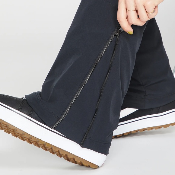 Volcom Battle Stretch Snowboard Pants - Picture 10 of 10